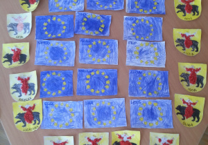 herb Tomaszowa i flaga unii europejskiej